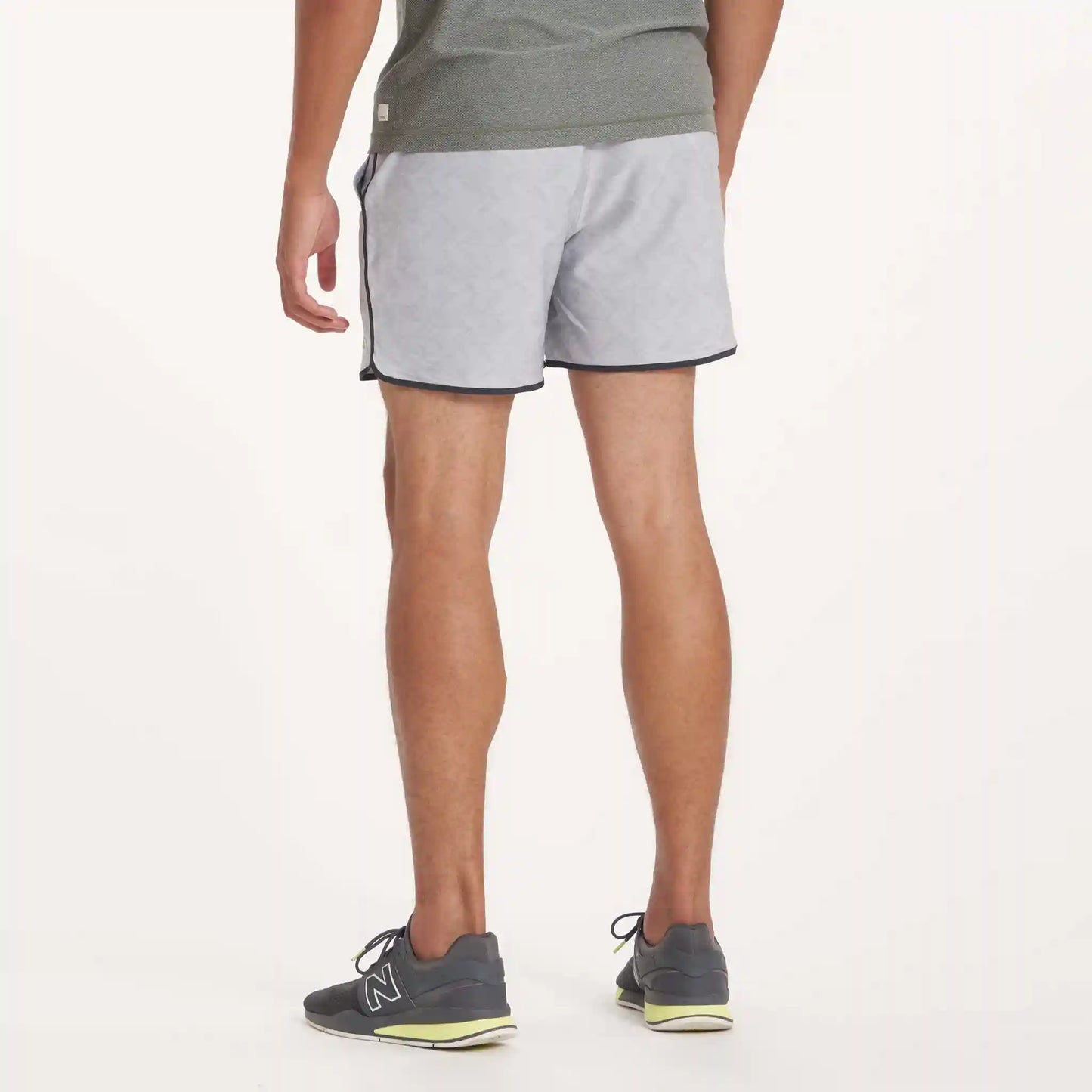 Banks Short Unlined 5"