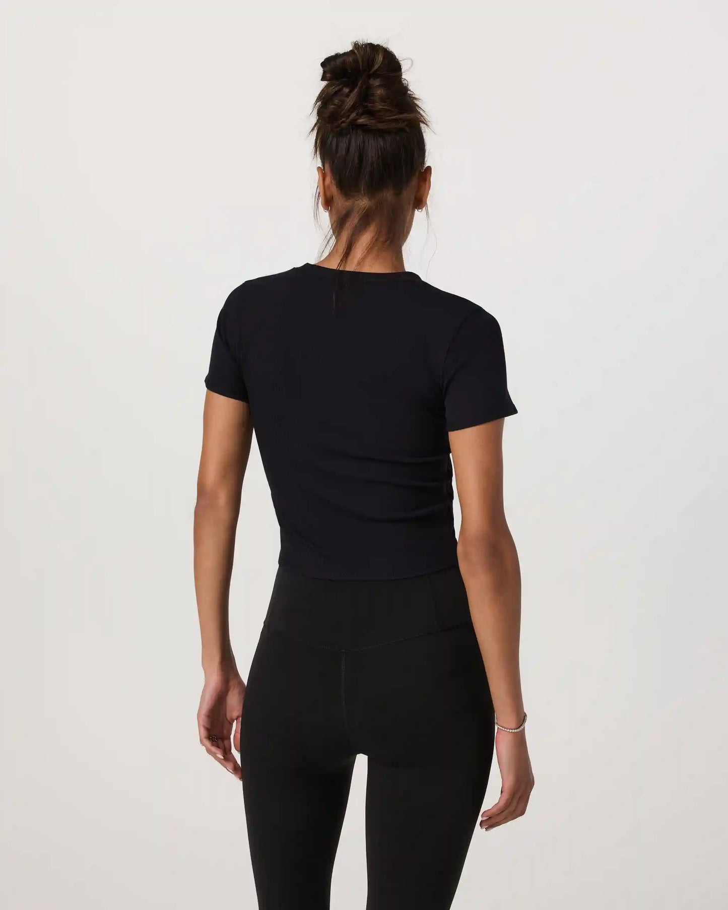 Pose Fitted Tee