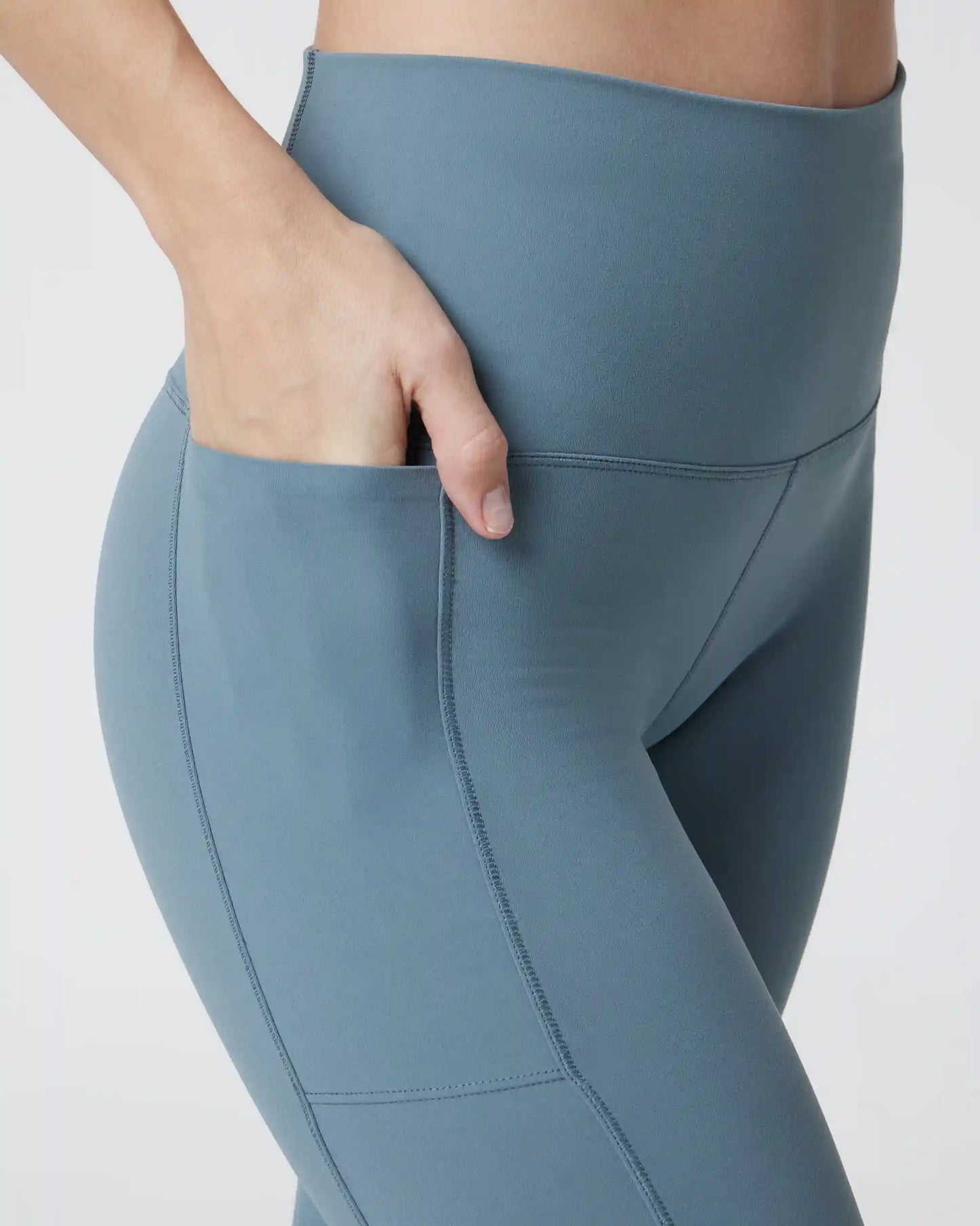 Studio Pocket Legging-Short