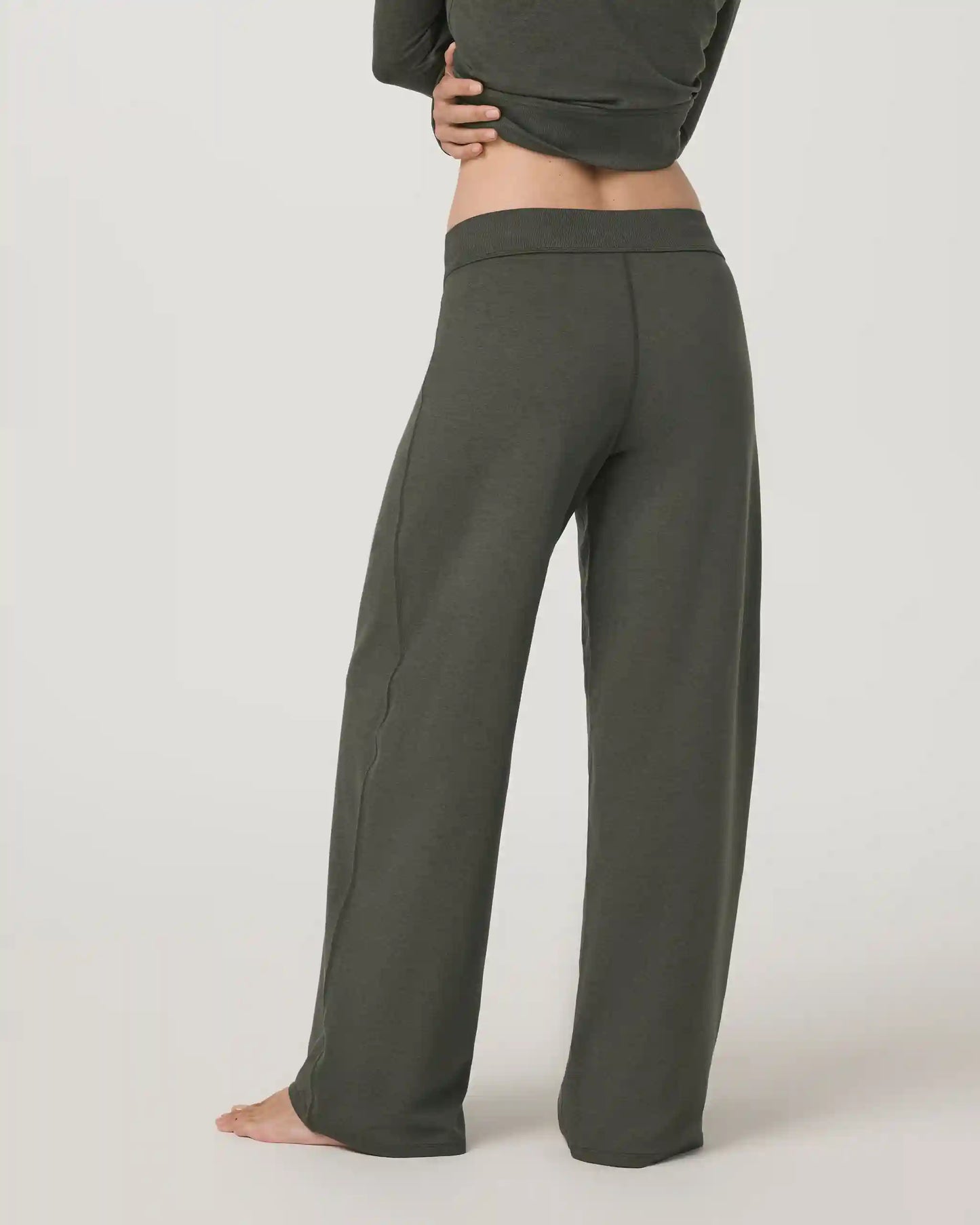 Halo Low Rise Straight Leg Pant - Short