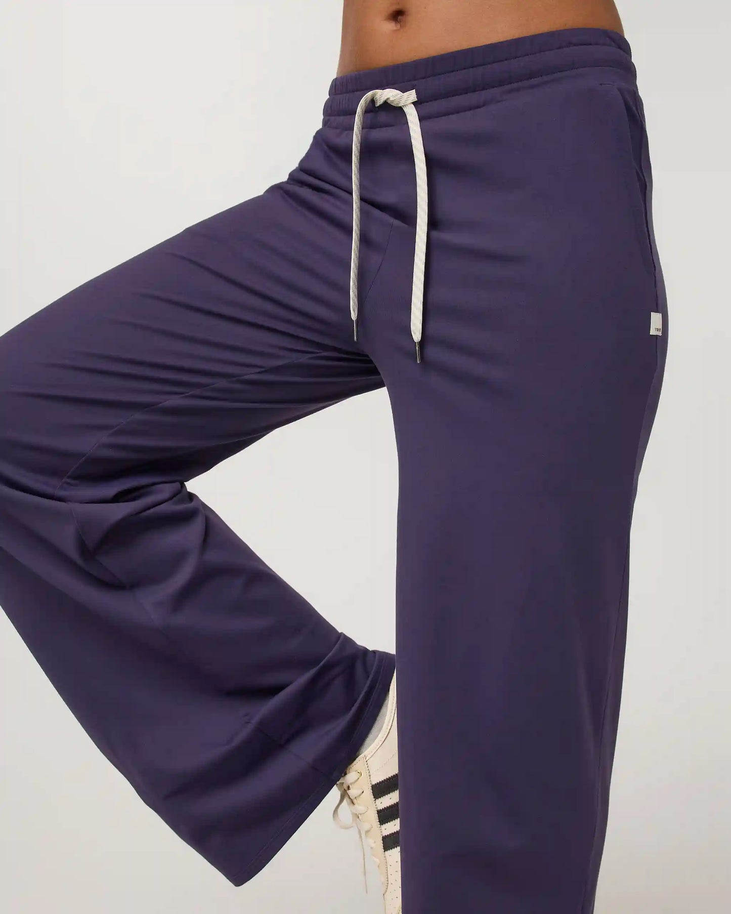 Halo Essential Wideleg Pant