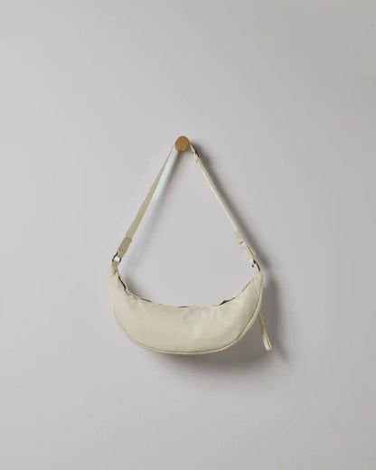 Vuori Arden Crescent Sling