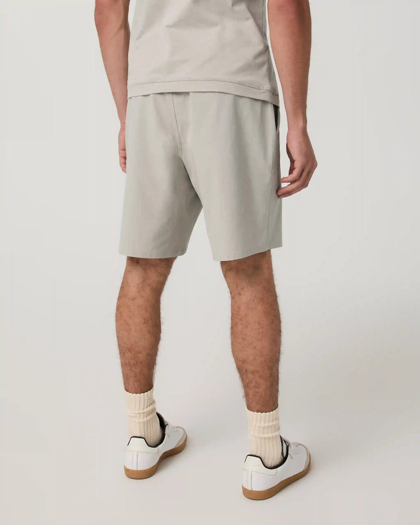 Aim Short 8"