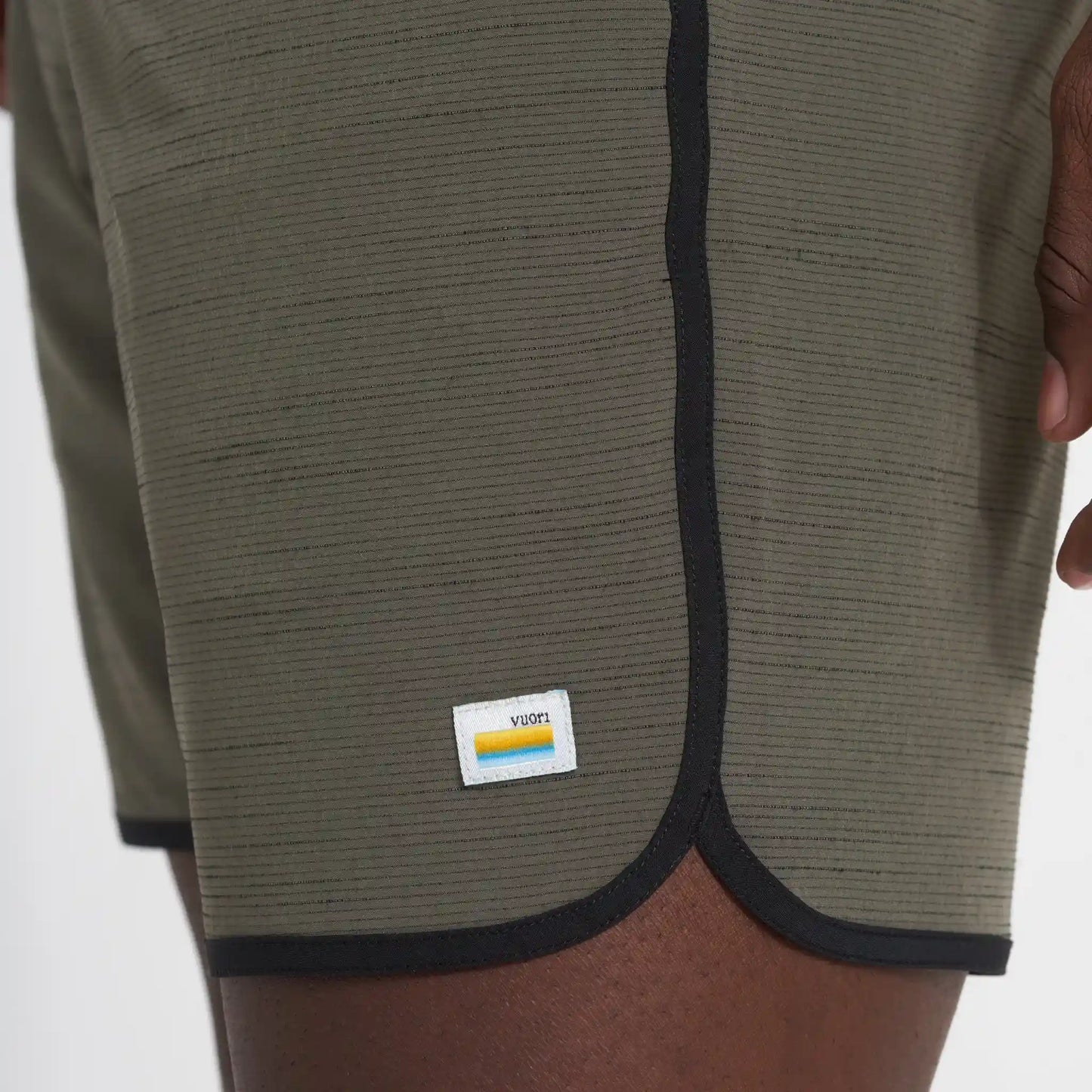 Banks Short Unlined 7"