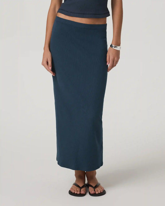 Pose Column Skirt