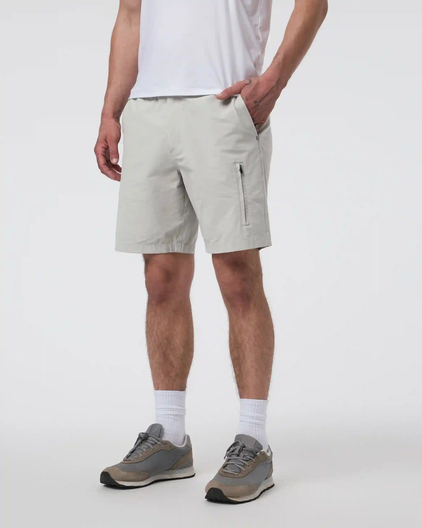 Barren Explorer Short 8"