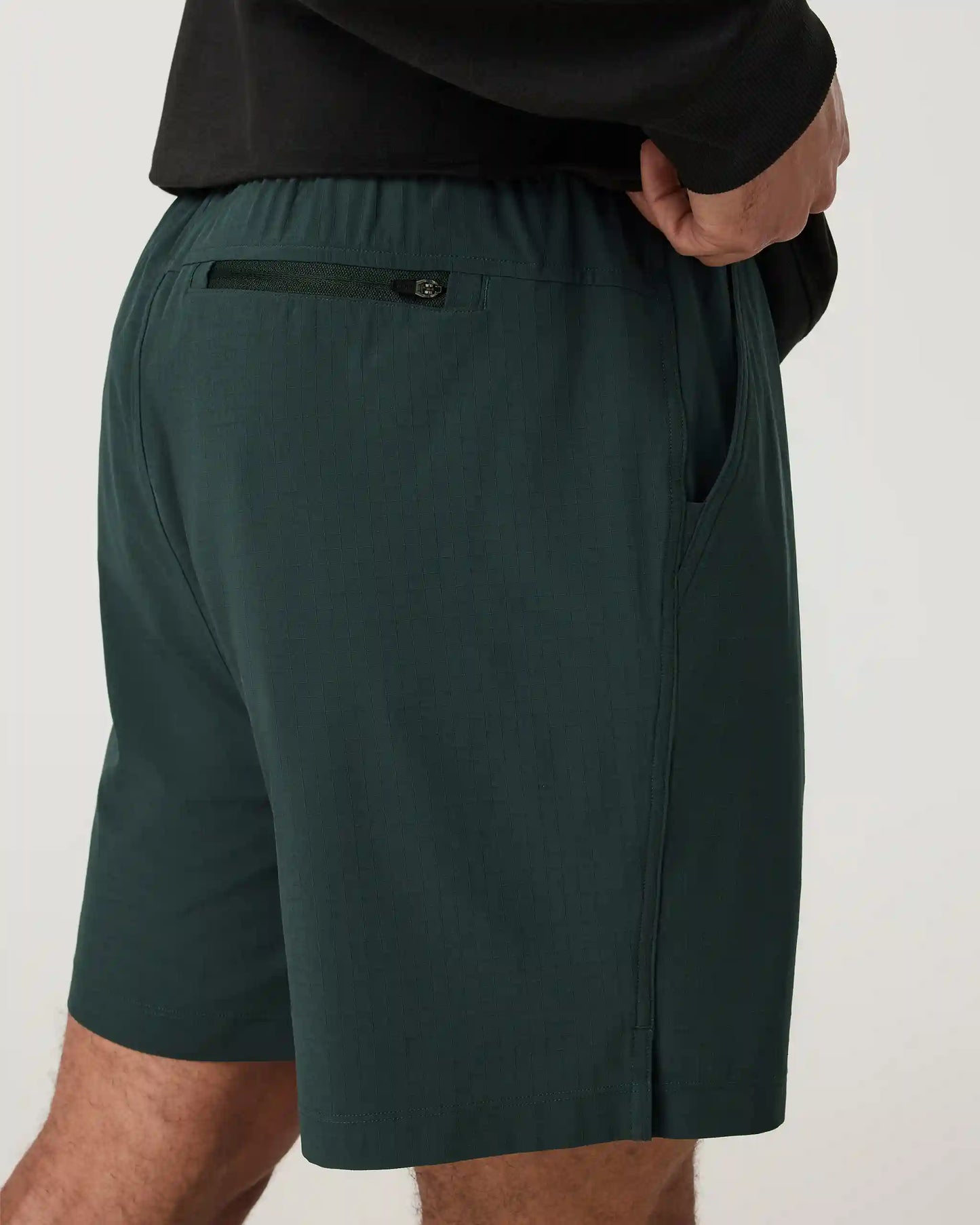 Vuori HardKore Short Lined 7"