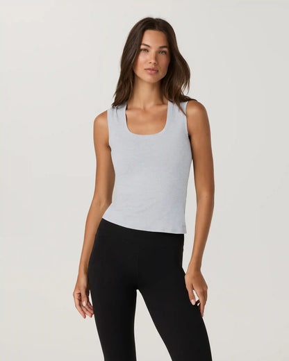 Halo Essential Scoop Tank Long