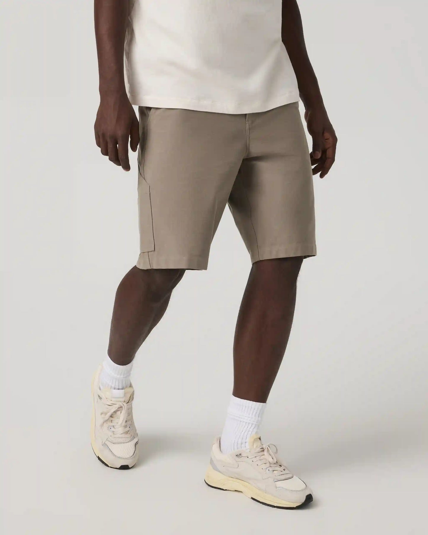 Vuori Meta™ Canvas Carpenter Short 10"
