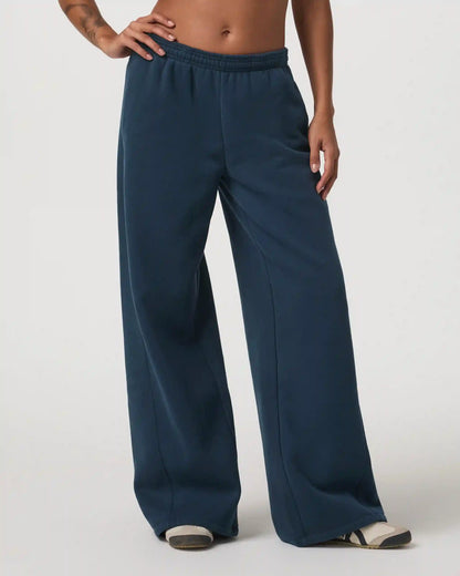 Restore Ultra Wideleg Sweatpant - Short