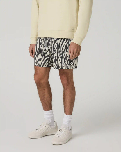 Kore Short Unlined 5"
