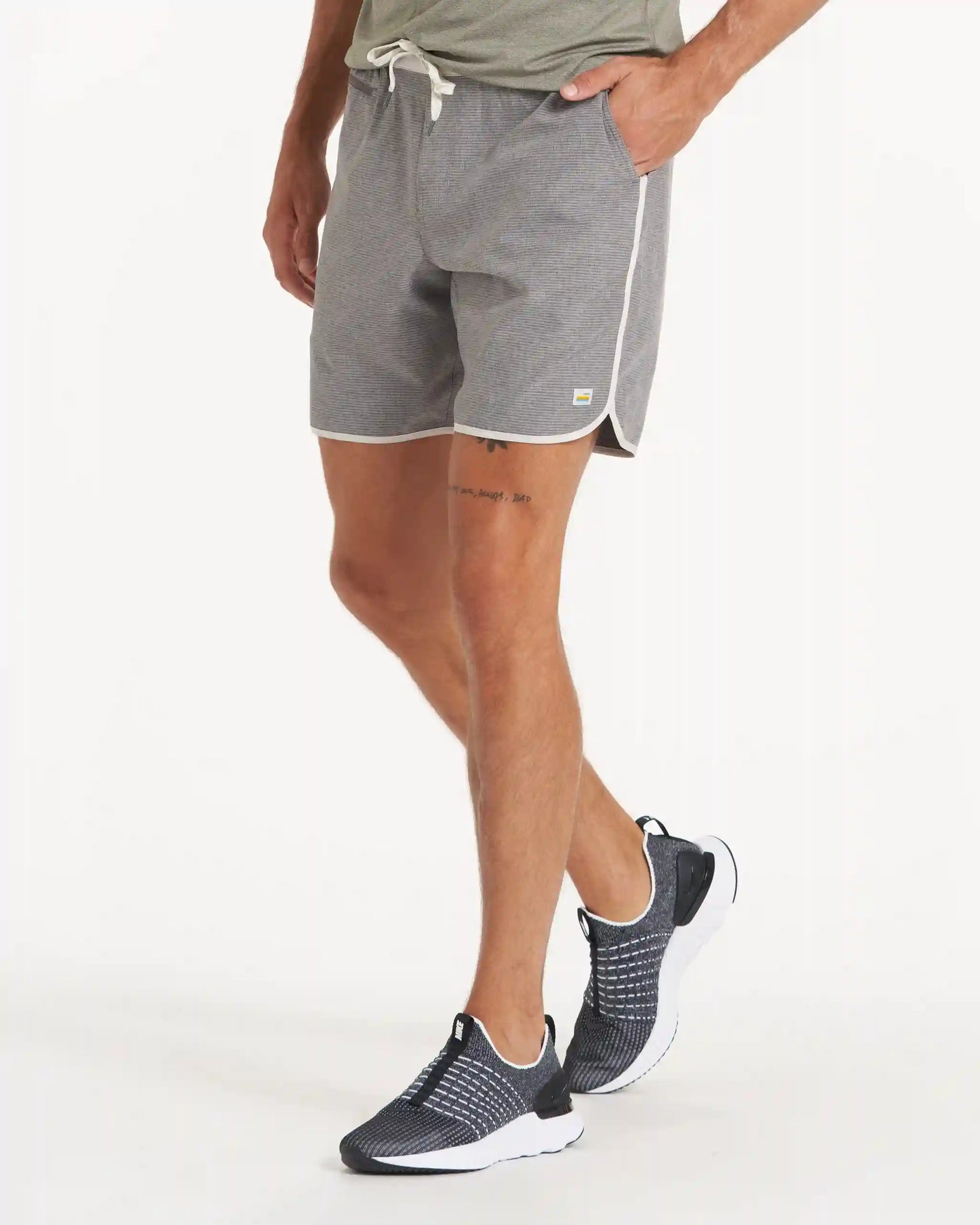 Banks Short Unlined 7"