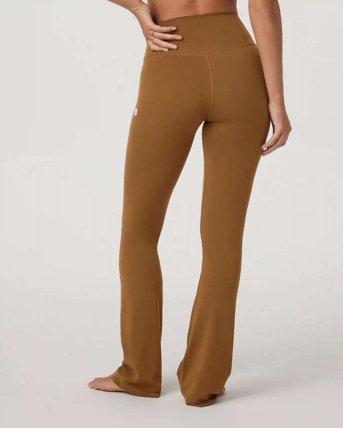 Vuori AllTheFeels™ Slim Flare