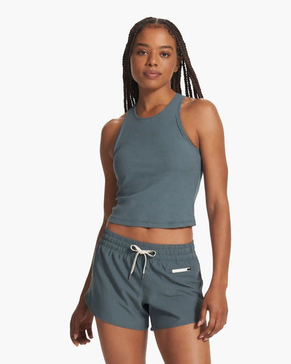 Pose Plyo Tank