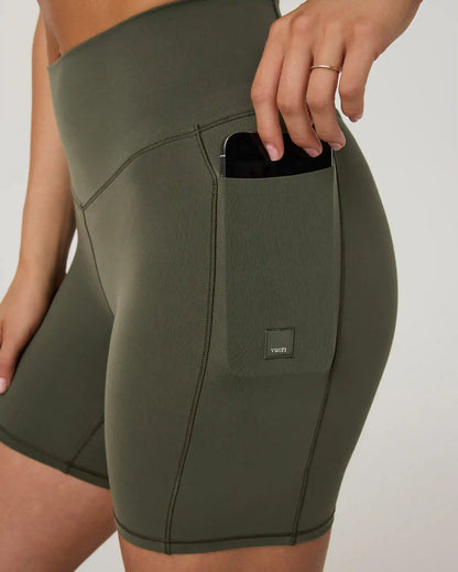 Vuori AllTheForm™ Pocket Short 6"