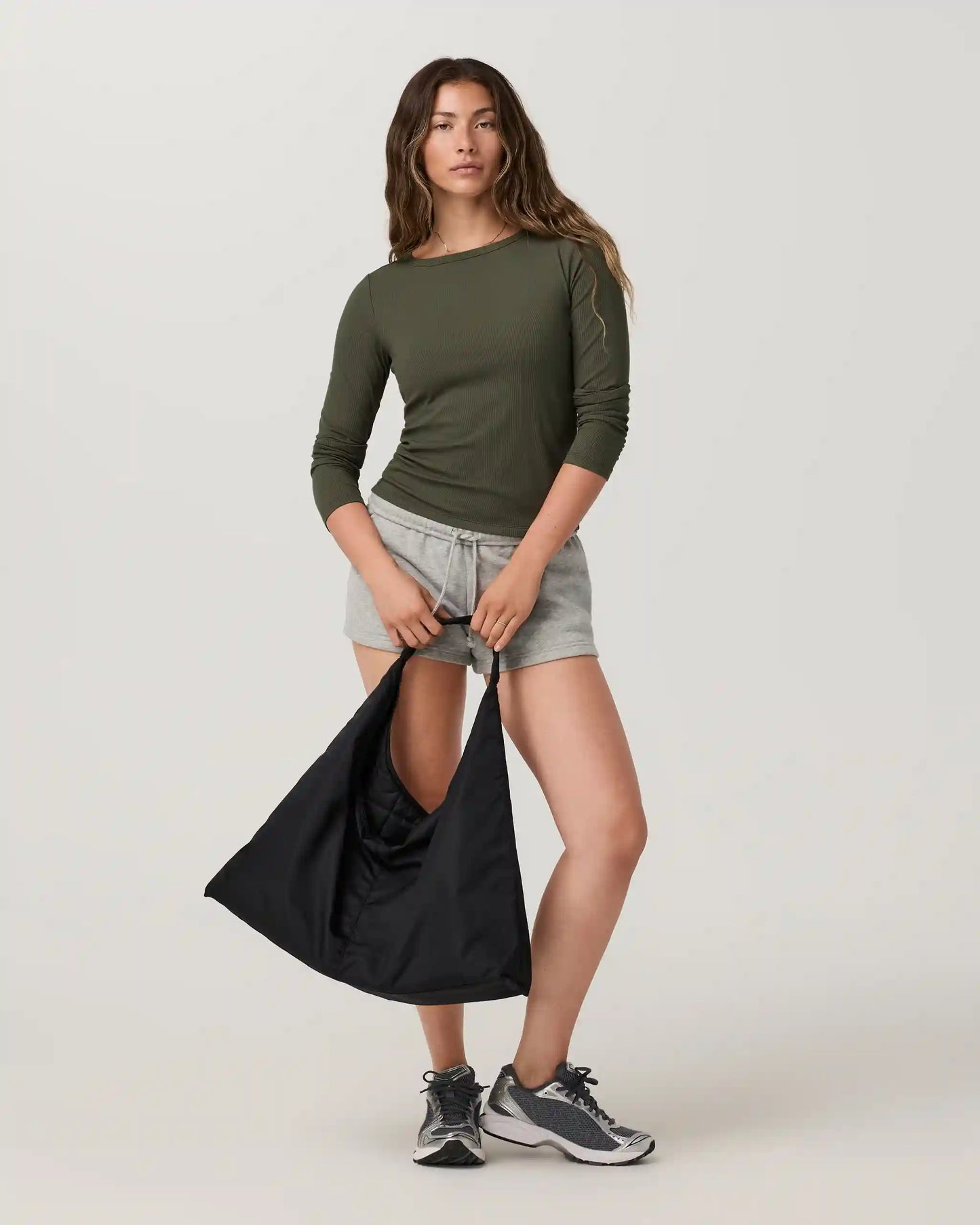 Long Sleeve Pose Subtle Scoop