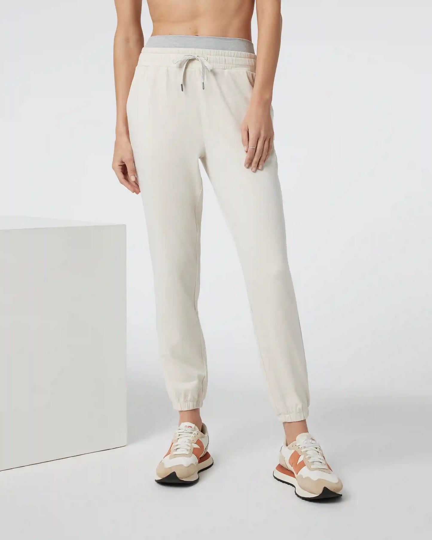 Halo Warm-Up Jogger