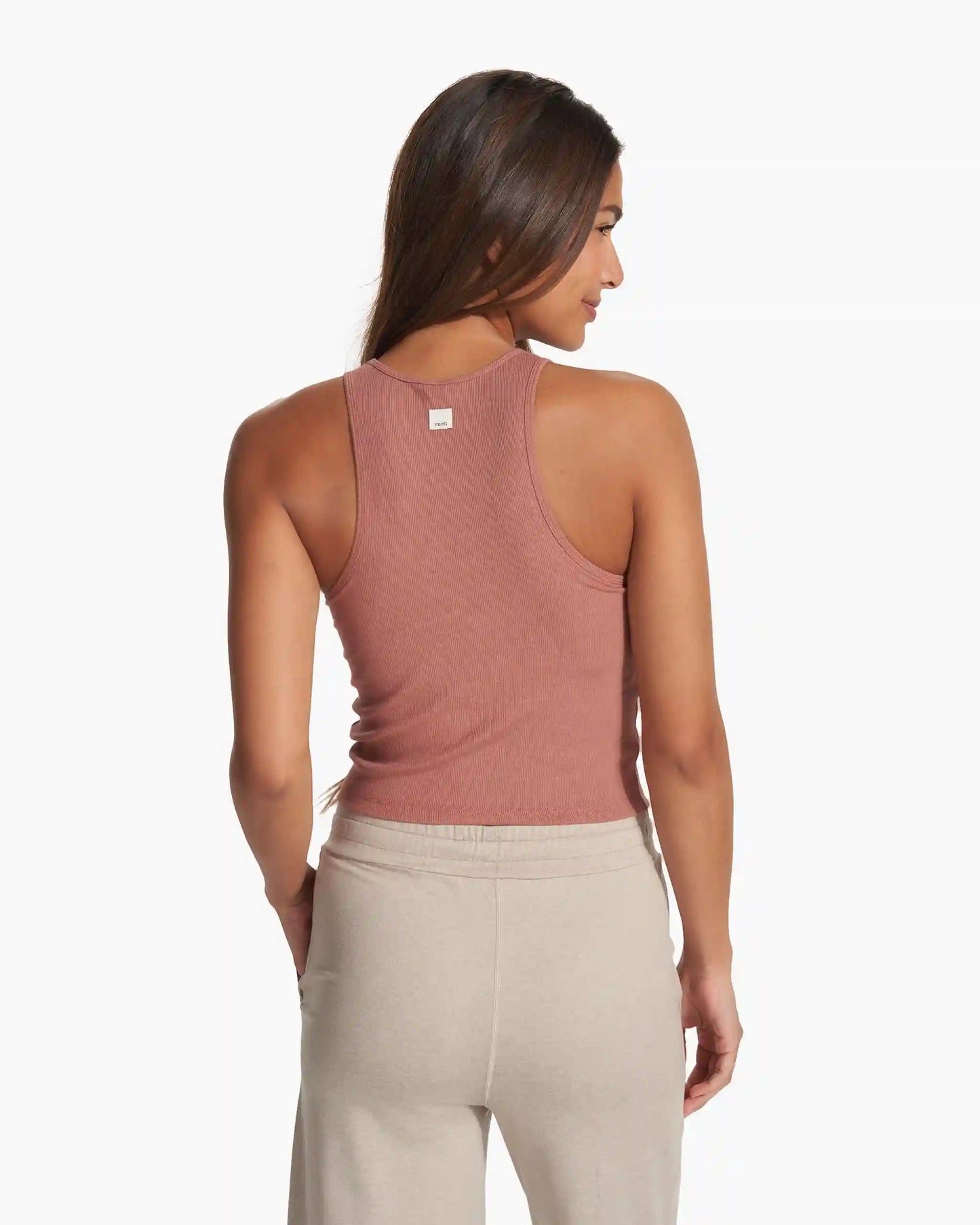 Pose Plyo Tank