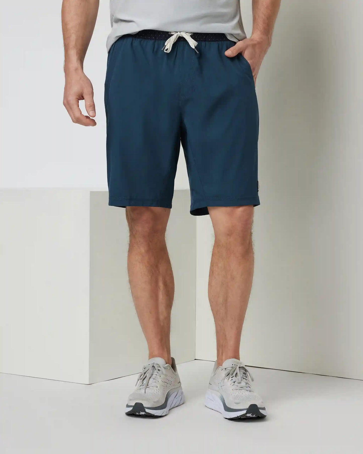 Kore Short Lined 9"