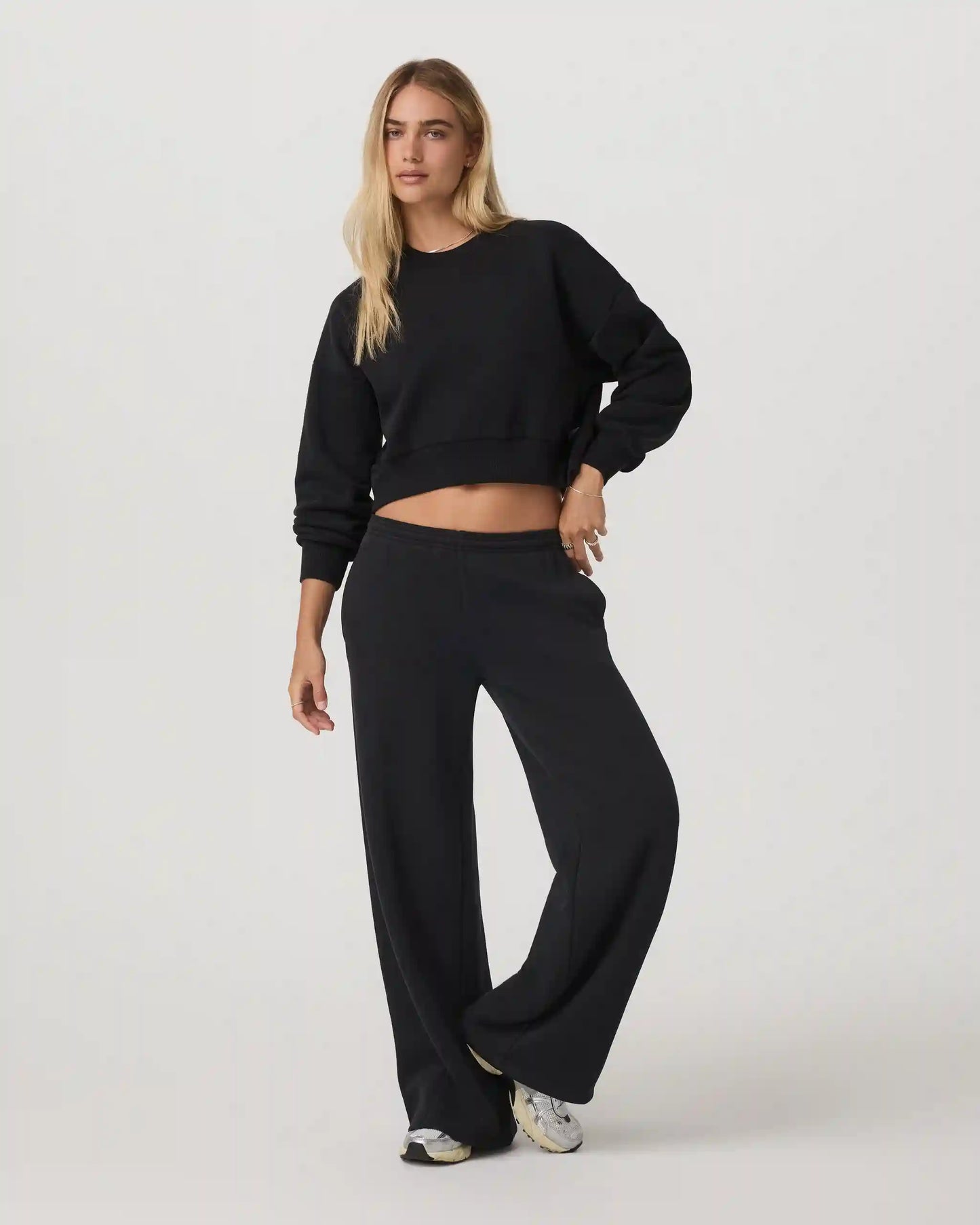 Restore Ultra Wideleg Sweatpant - Short