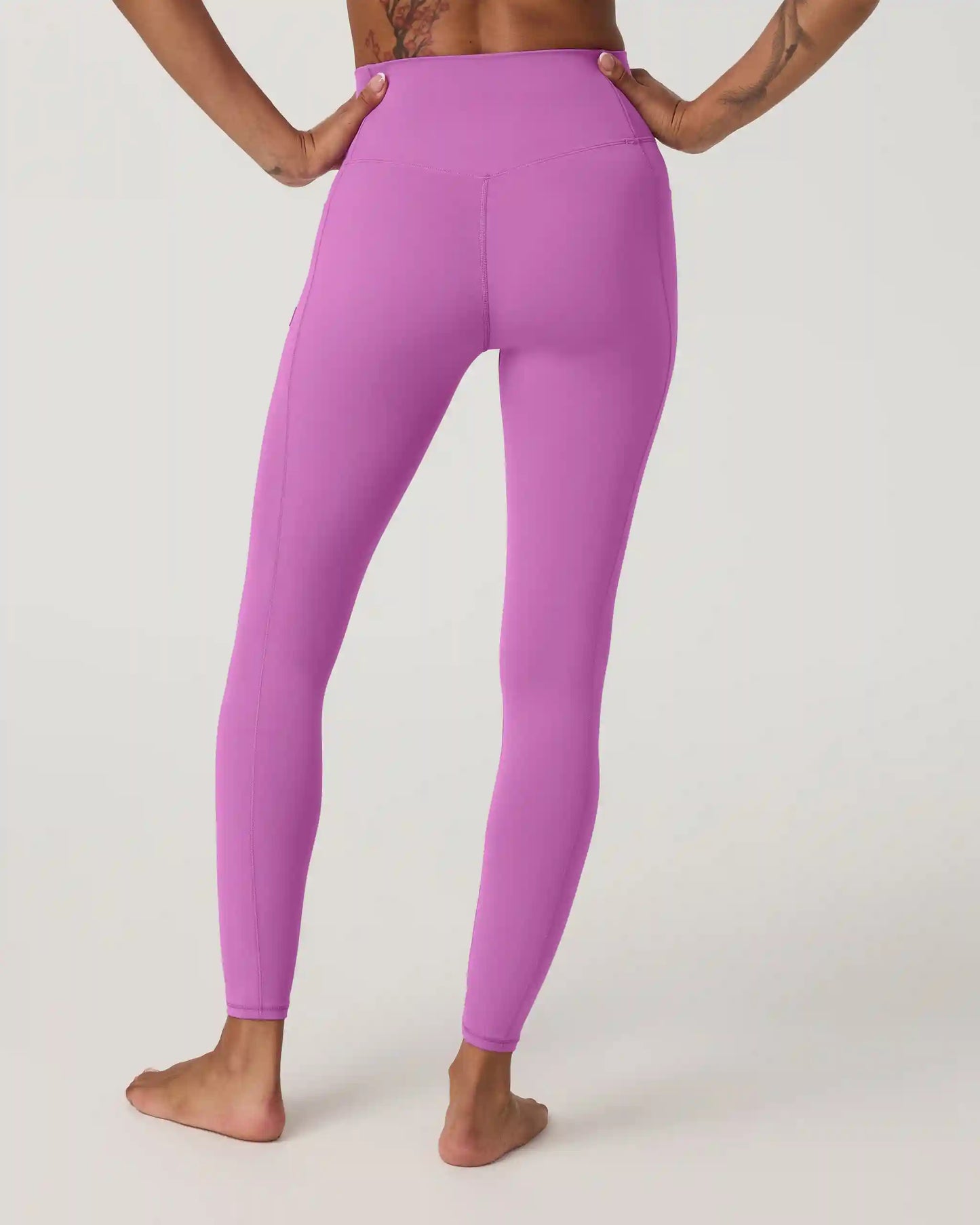 Vuori AllTheForm™ Pocket Legging - Short