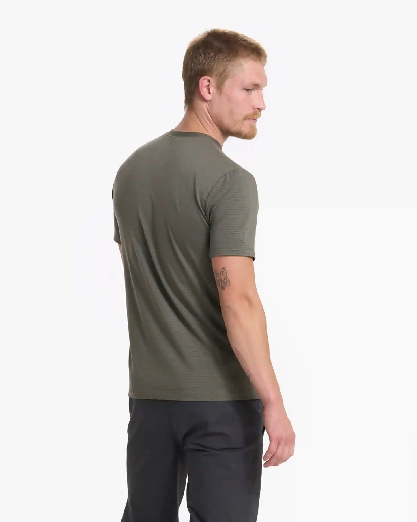 Linear Henley