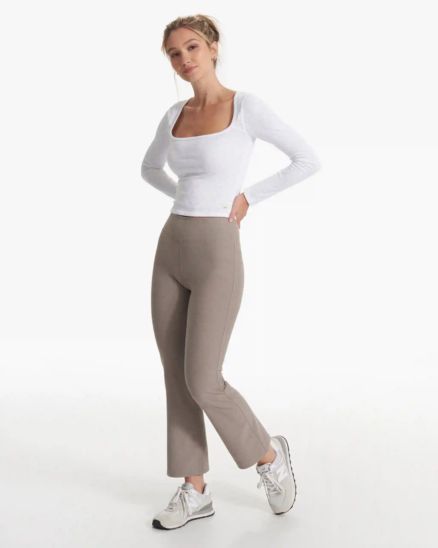 Mid Rise Elevation Slim Bootcut
