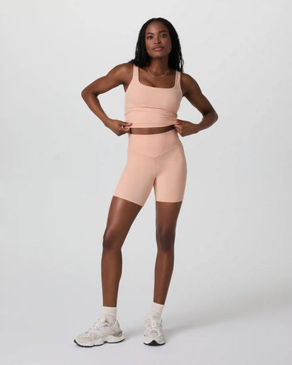 Vuori AllTheForm™ Short 6"