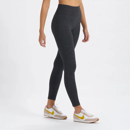 Clean Elevation Legging
