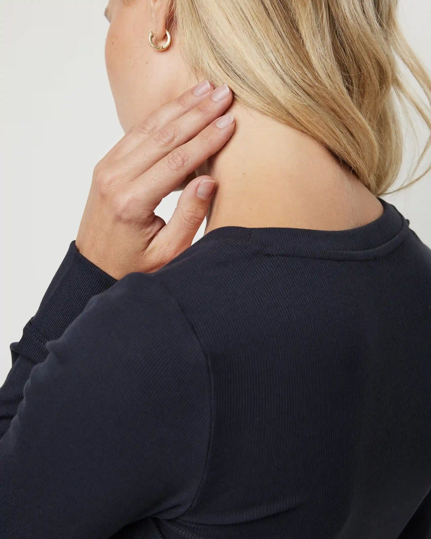 Long Sleeve Pose Henley