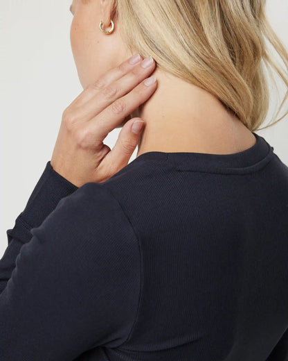 Long Sleeve Pose Henley