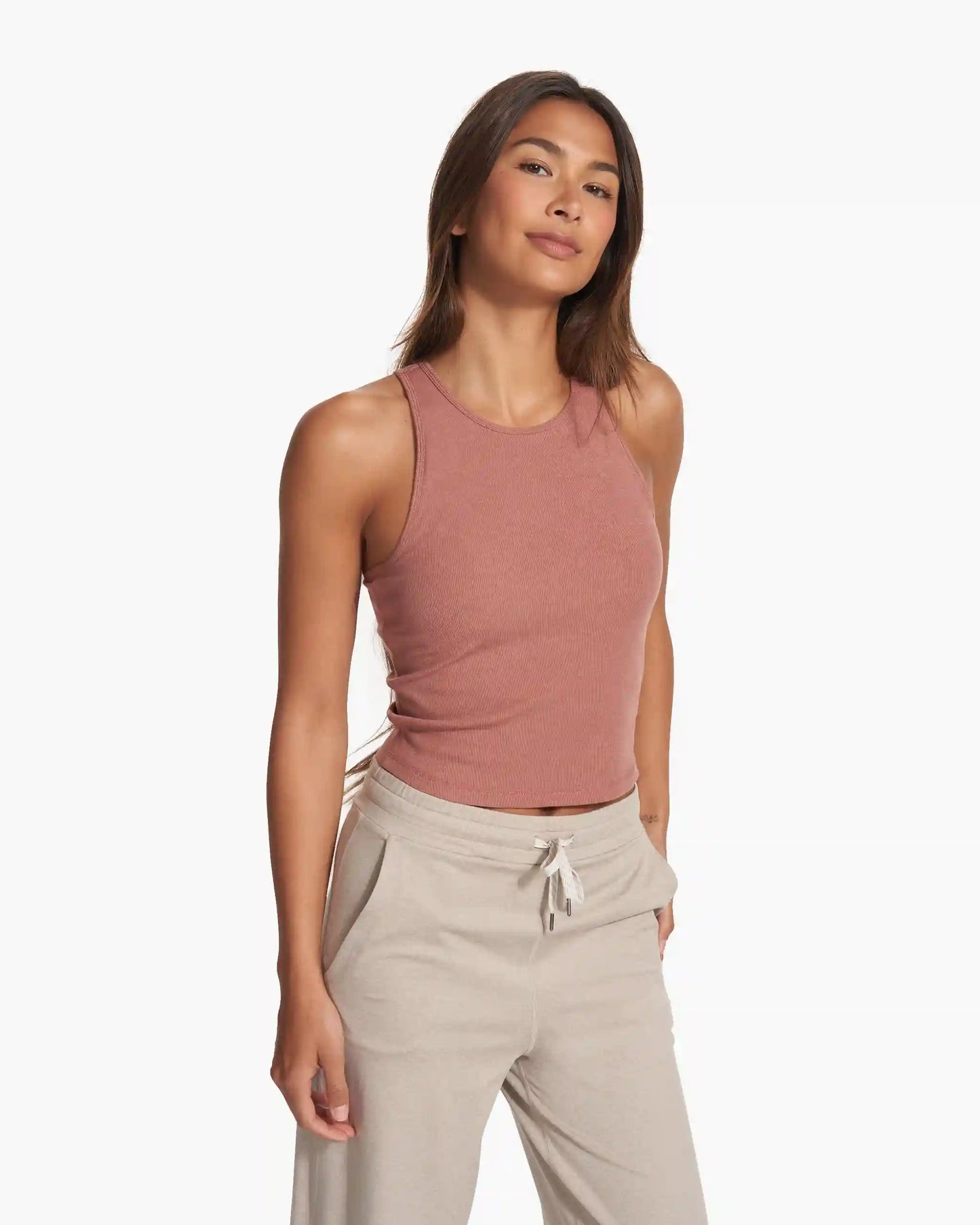 Pose Plyo Tank
