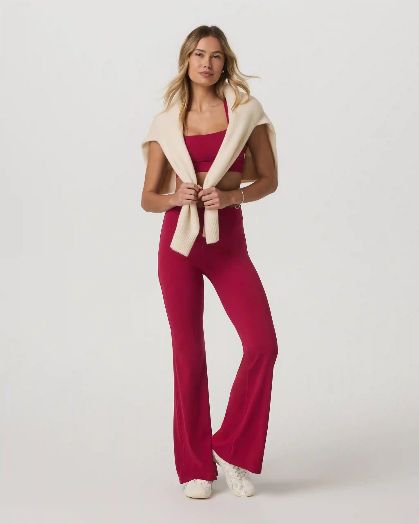 Vuori AllTheForm™ Flare - Short
