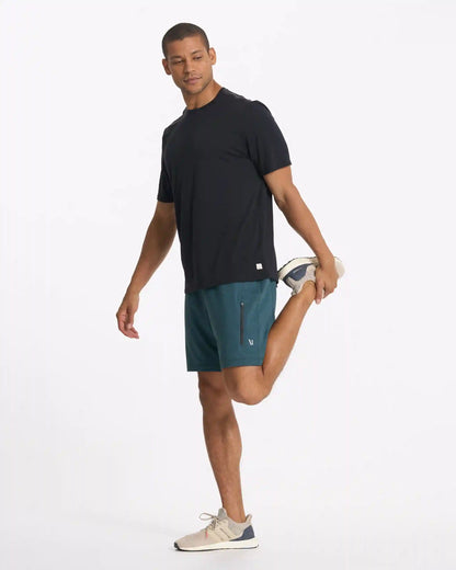 Sunday Performance Short