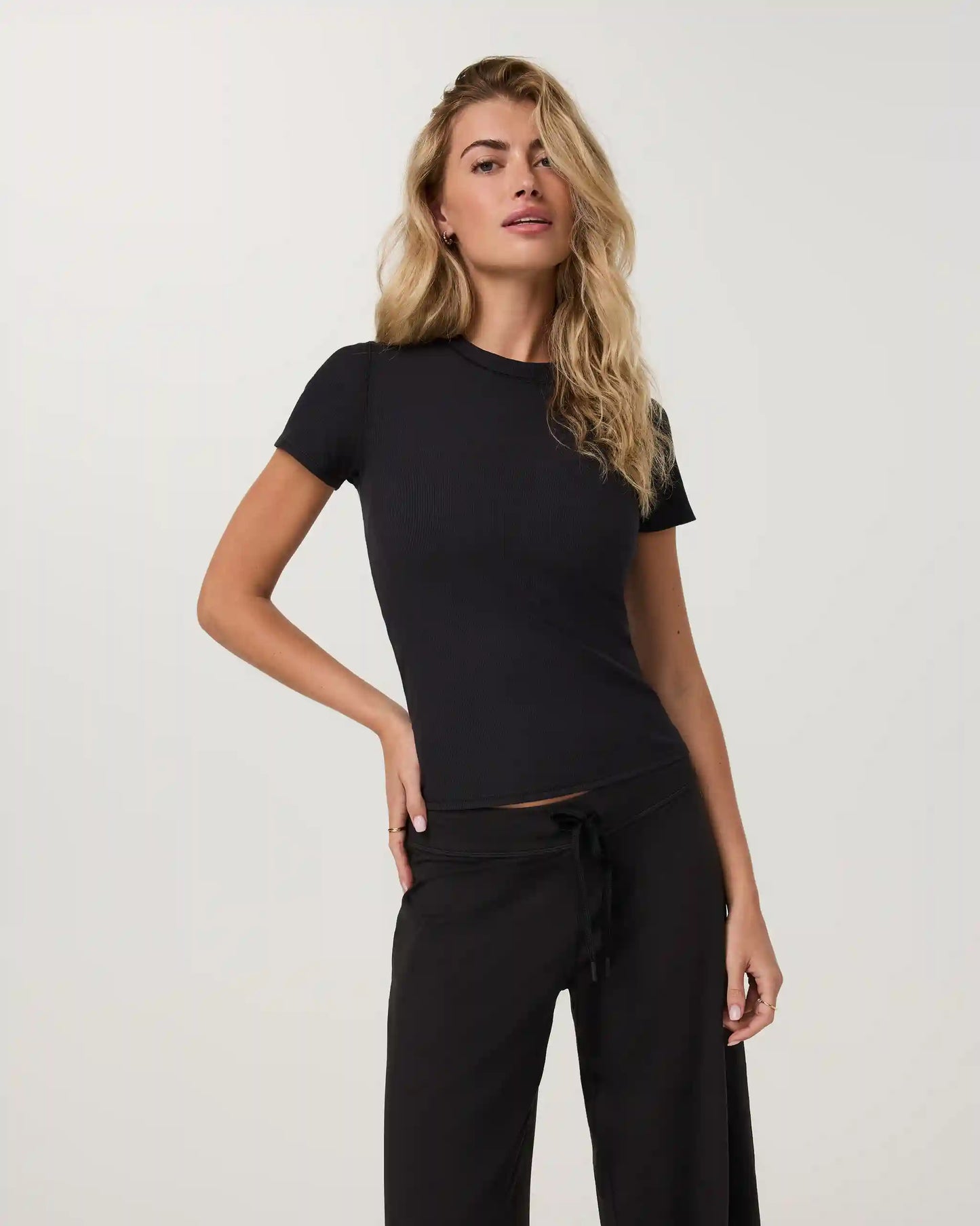 Pose Fitted Tee Long