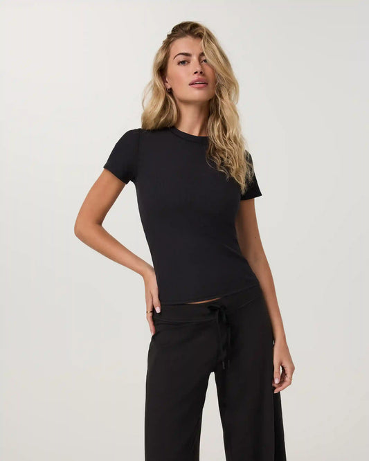 Pose Fitted Tee Long