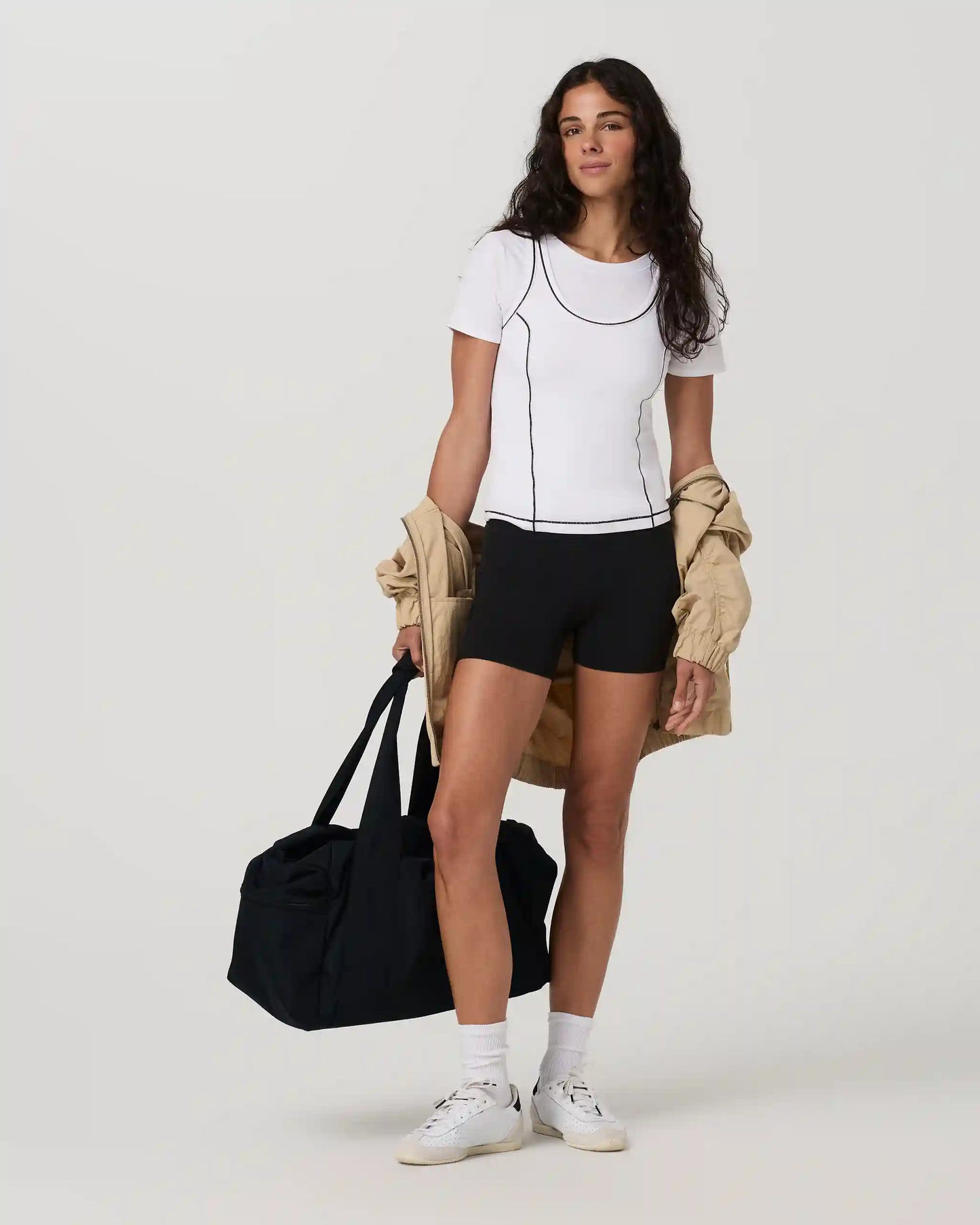 Pose Seams Tank