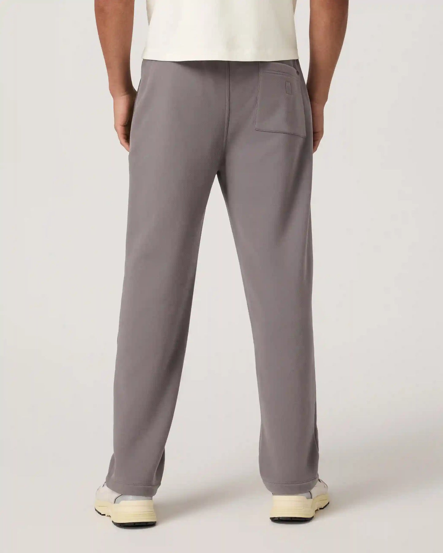 Seaside Straight Leg Sweatpant 30”