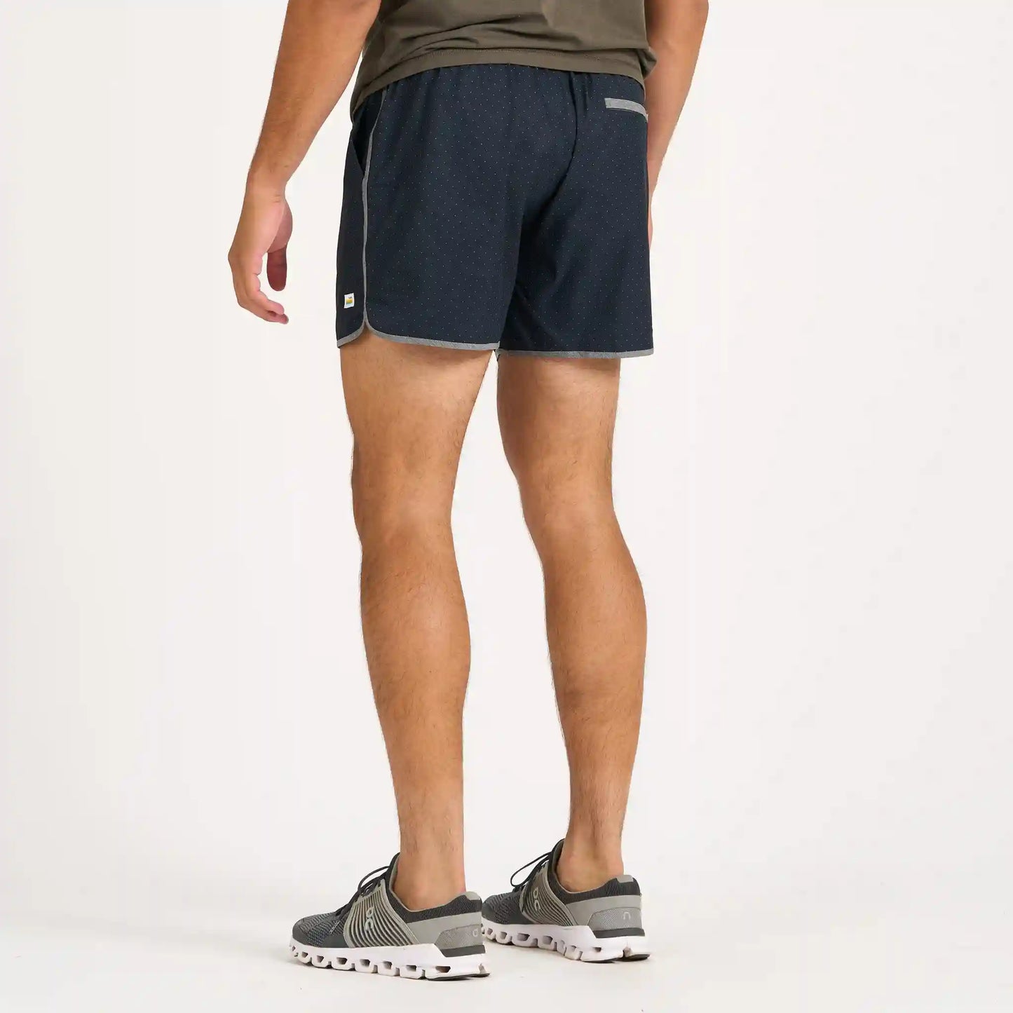 Banks Short Unlined 5"