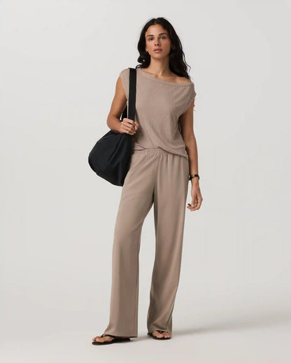 Cove Asymmetric Top