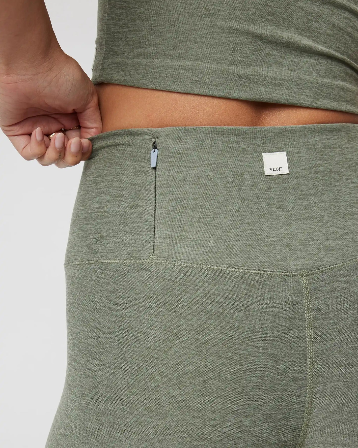 Clean Elevation Legging-Short