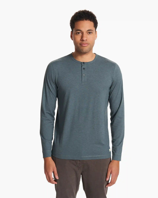 Long-Sleeve Ease Performance Henley