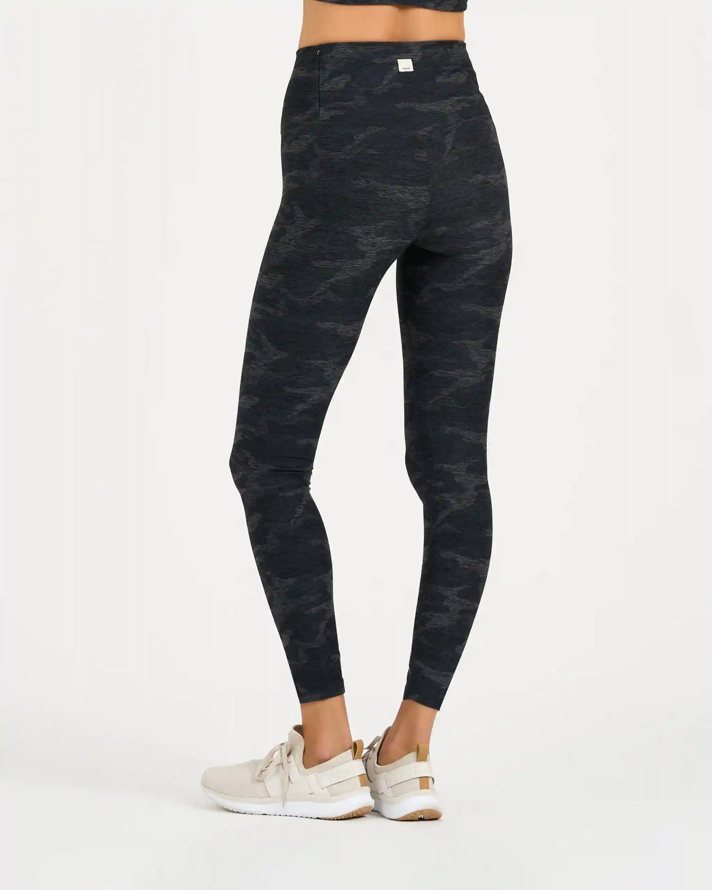 Clean Elevation Legging