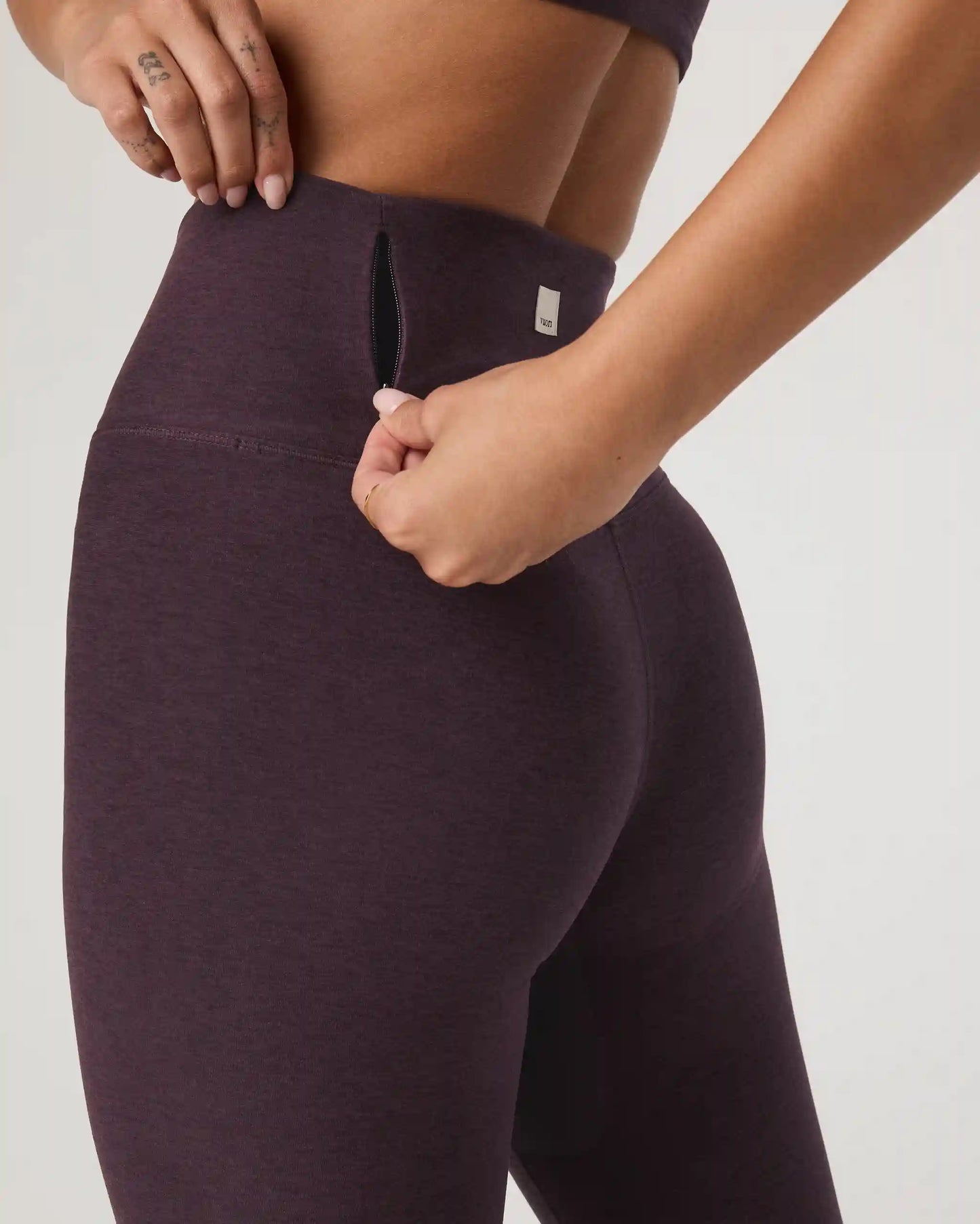 Clean Elevation Legging-Short