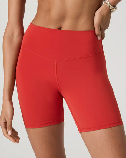 Vuori AllTheForm™ Short 6"