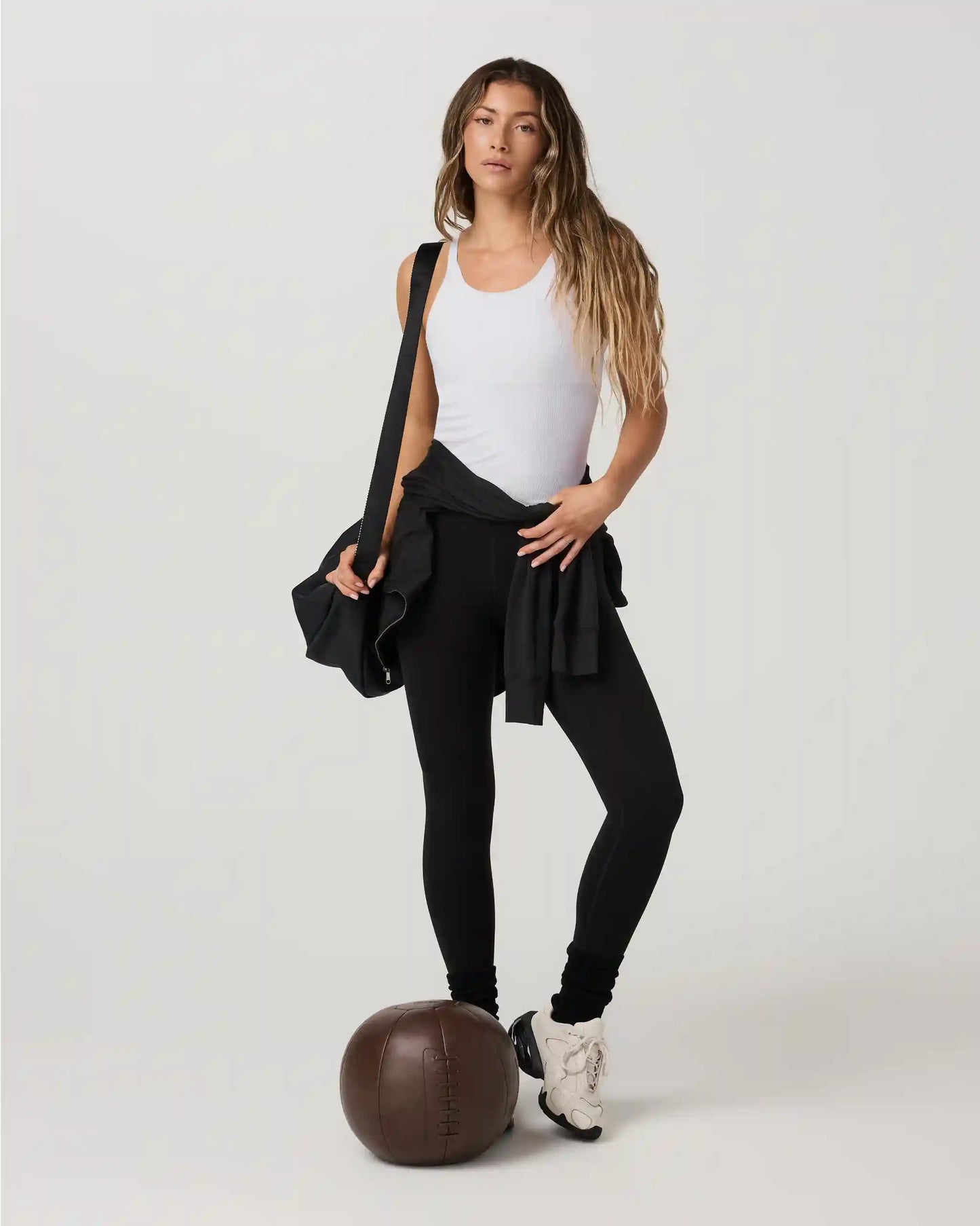 Cove Layering Tank