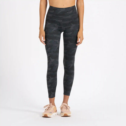 Clean Elevation Legging