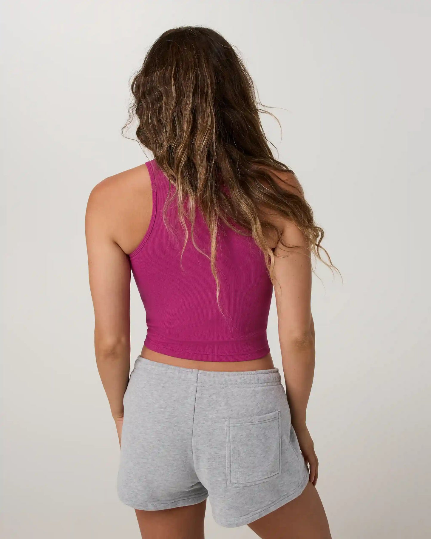 Pose Plyo Tank
