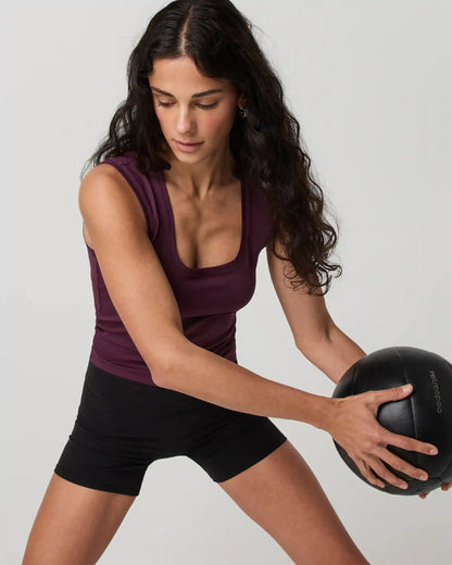 Halo Essential Scoop Tank