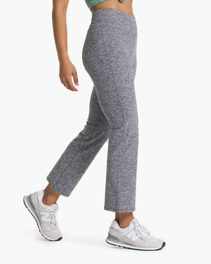 Mid Rise Elevation Slim Bootcut